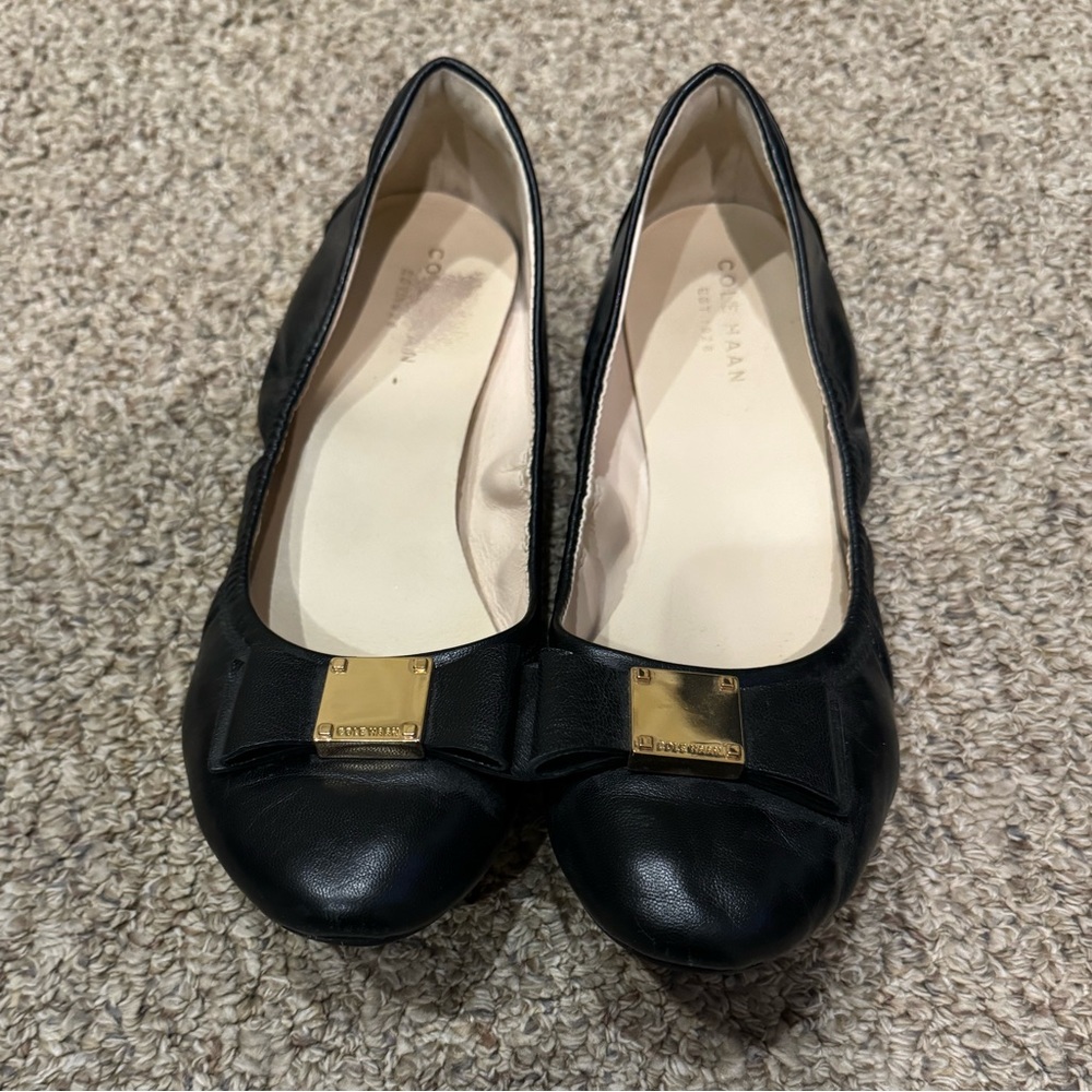 Cole Haan black leather flats